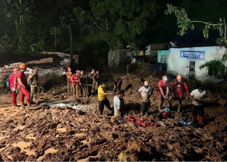 Urgente: Confira o vídeo da rebelião no presídio de Altamira (PA) que já registra 52 mortos