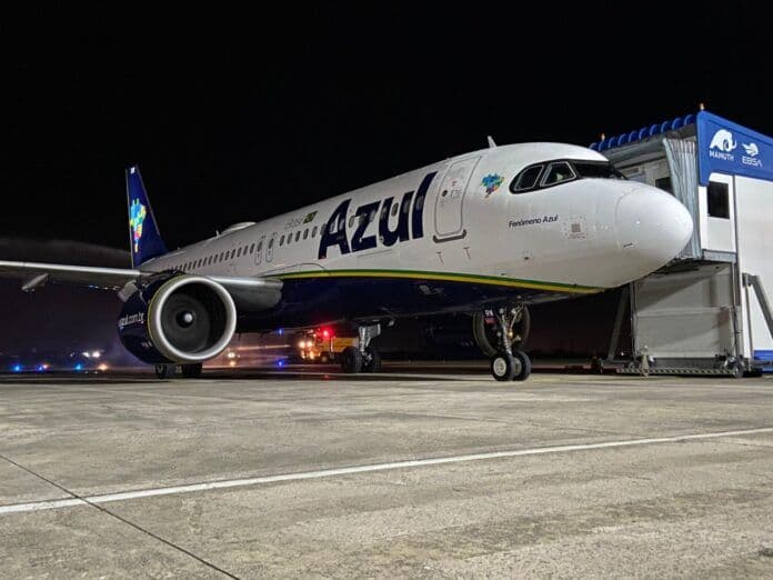 Primeiro voo da rota especial da Azul Linhas Aéreas desembarcou nesta sexta-feira em Campina Grande