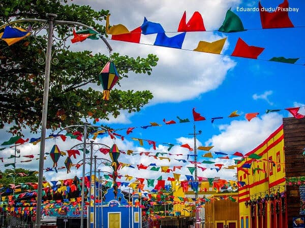 Bruno destaca potencial de Campina Grande para receber investimentos internacionais em evento na Espanha