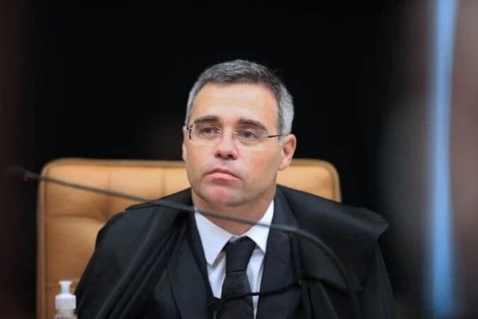 Ministro da Justiça diz que vai requisitar inquérito policial para apurar textos de jornalistas