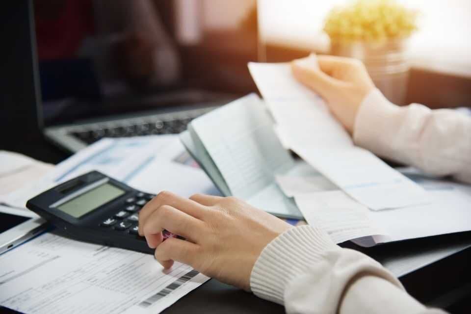 Inadimplência bate recorde e atinge 66,1 milhões de brasileiros em abril, aponta Serasa