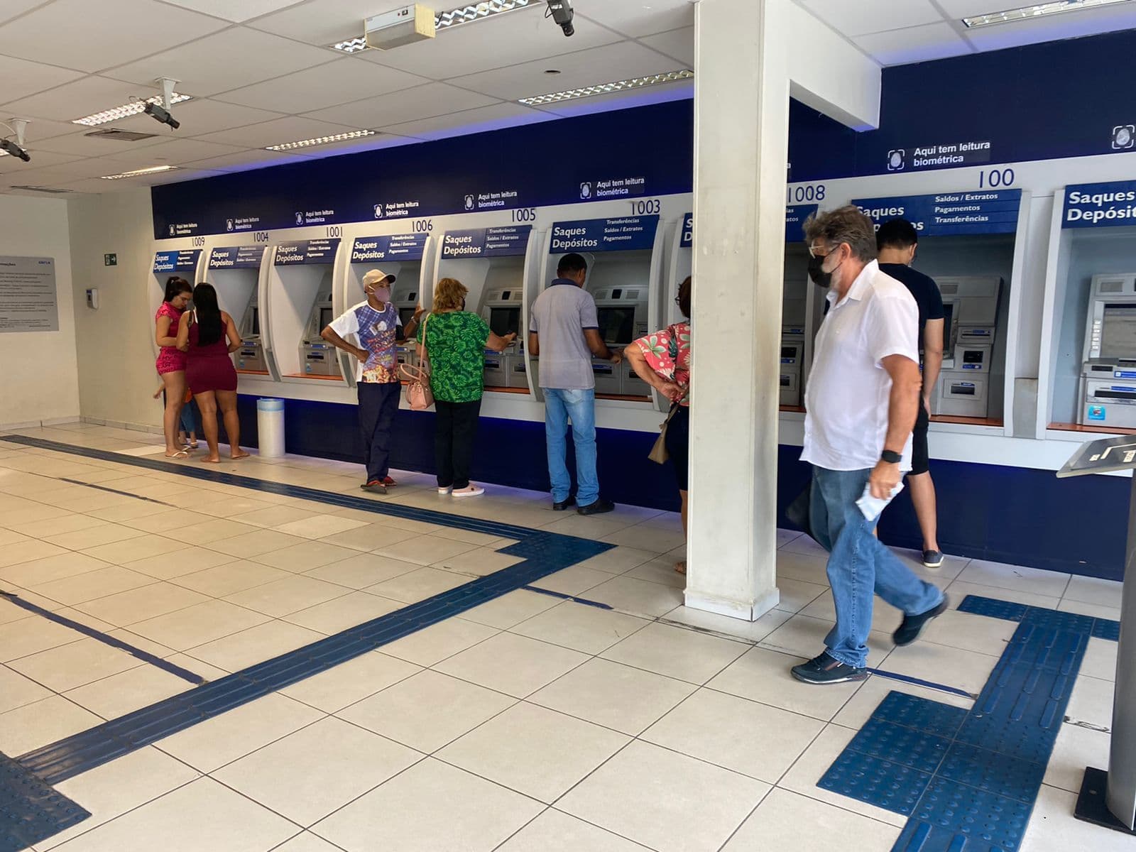 Procon-PB notifica São João de Patos, bancos e lojas por falhas em atendimento e na venda de ingressos