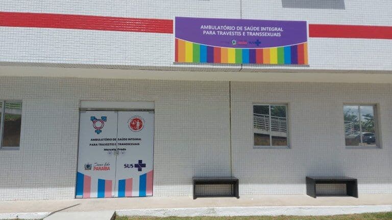 Cirurgias de histerectomia masculinizadora para homens trans passam a ser disponibilizadas na rede pública da Paraíba