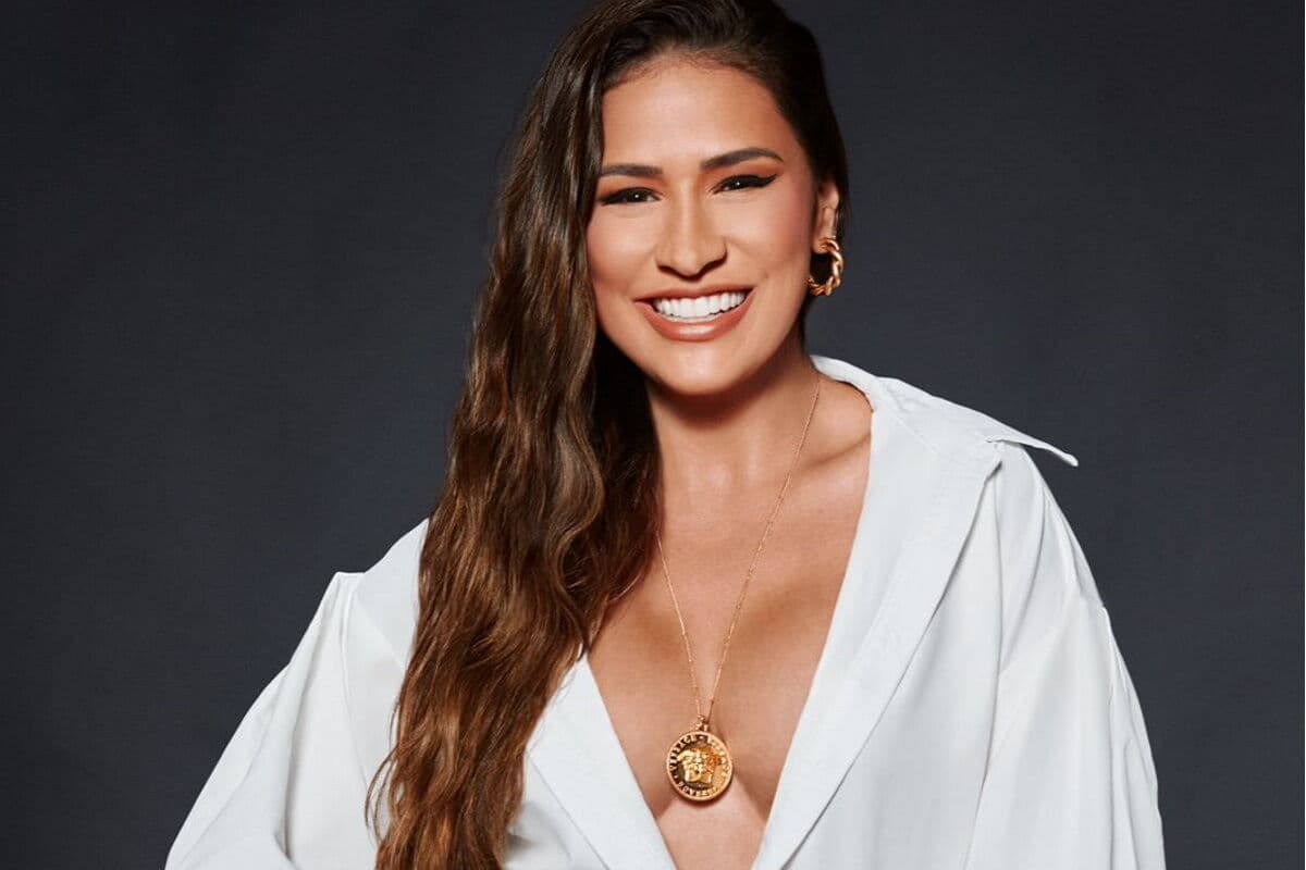 Simone faz show no Busto de Tamandaré durante programação de Natal