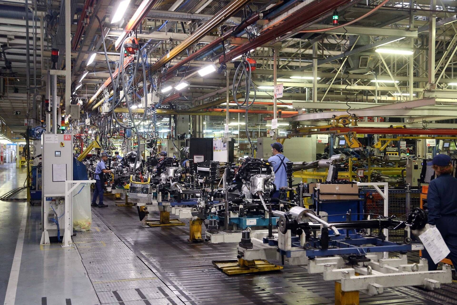 PIB cresce 1,2% no segundo trimestre com volta de serviços no Brasil
