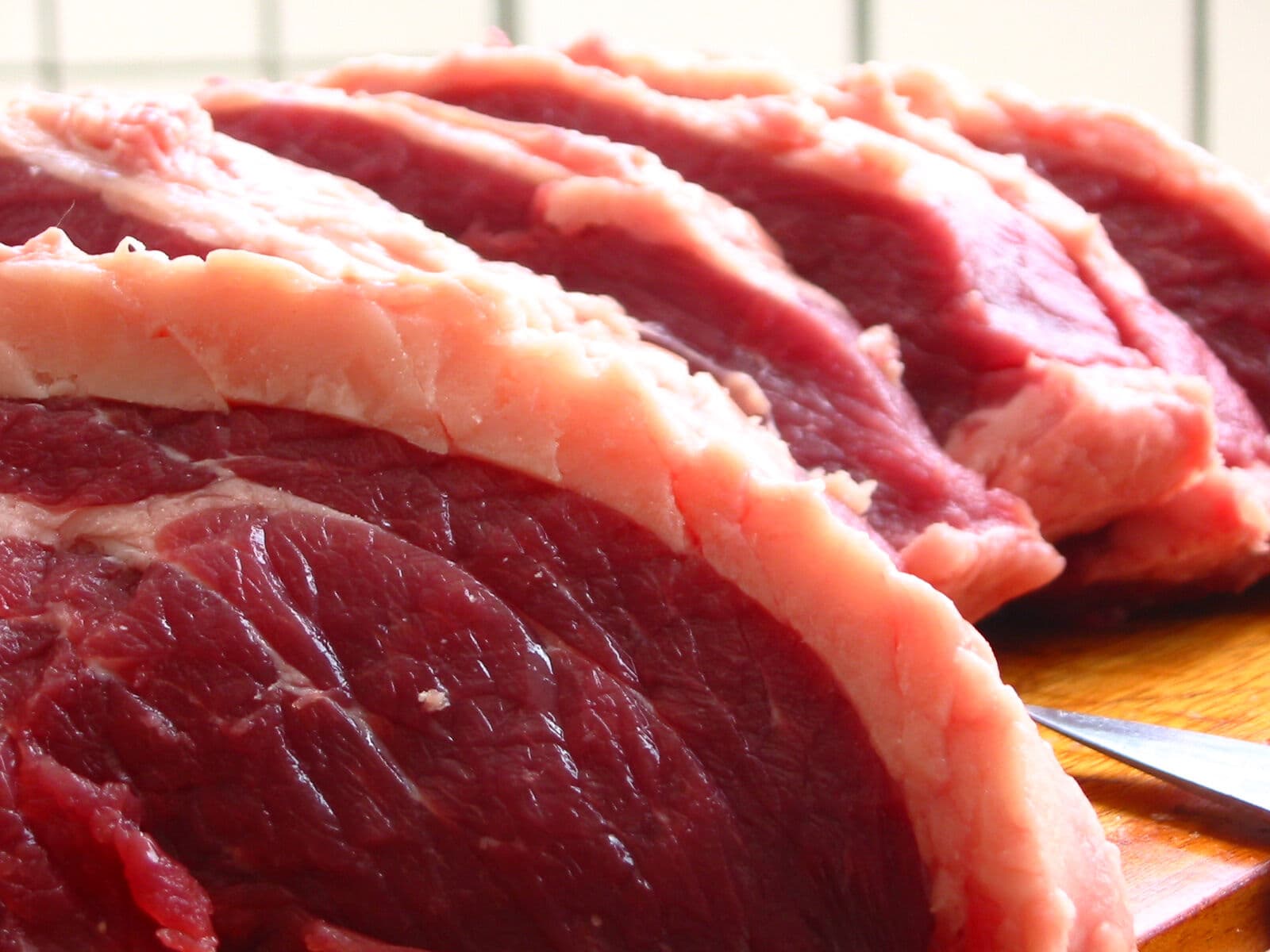 Brasil é excluído da lista de países exportadores de carnes para União Europeia