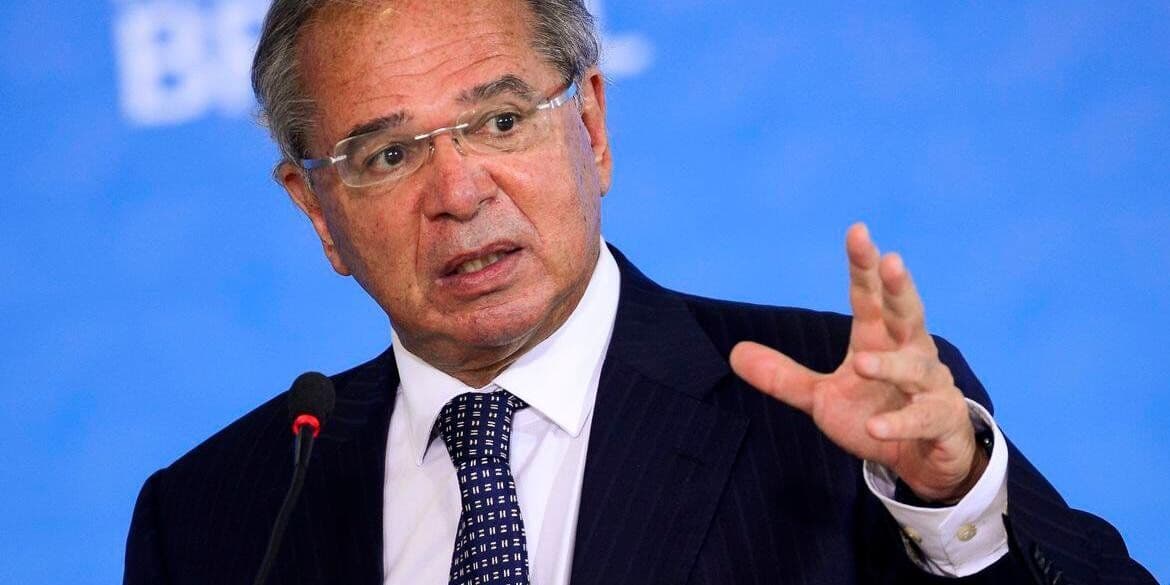 Guedes defende versão enxuta de reforma do IR com cobrança sobre super-ricos