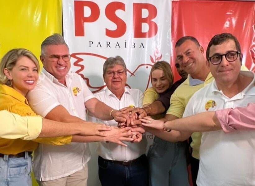 Deputado Julian Lemos, do União Brasil, anuncia apoio à reeleição de João Azevêdo