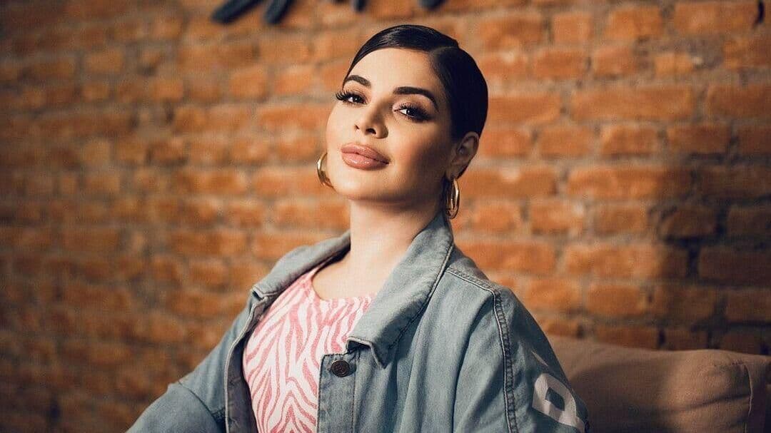 Gkay dá indireta para affair em live e conta que foi desbloqueada das redes sociais