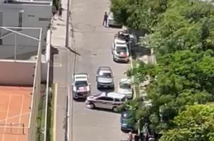 EXCLUSIVO: Moradores registram rua isolada pela Polícia após possível latrocínio de idoso no Altiplano