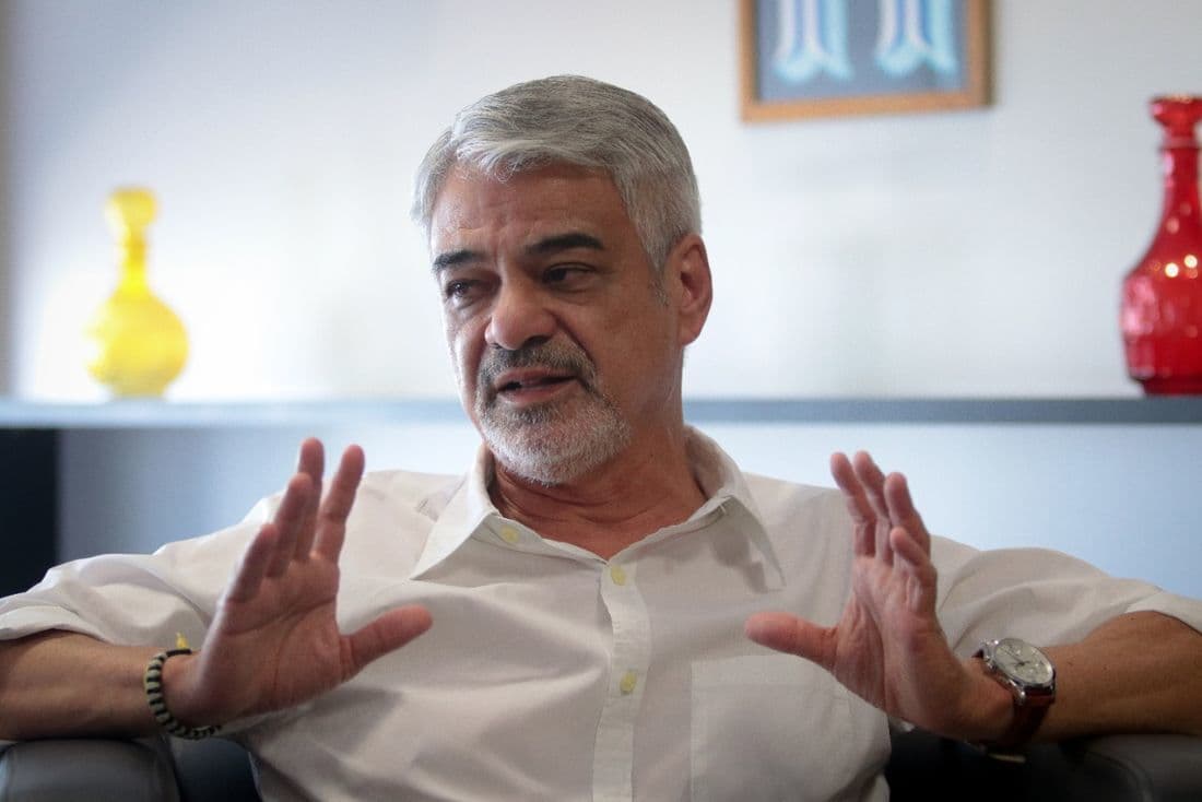 Senador Humberto Costa alega que "forças externas" querem derrubar candidatura do PT, em João Pessoa