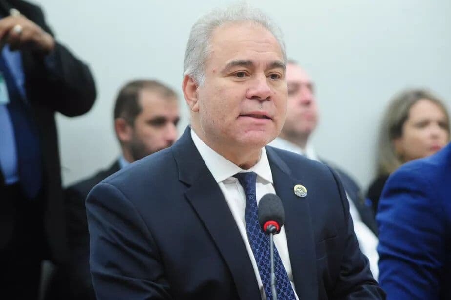 Queiroga diz que plano de vacinação para 2023 será apresentado 'até 31 de dezembro'