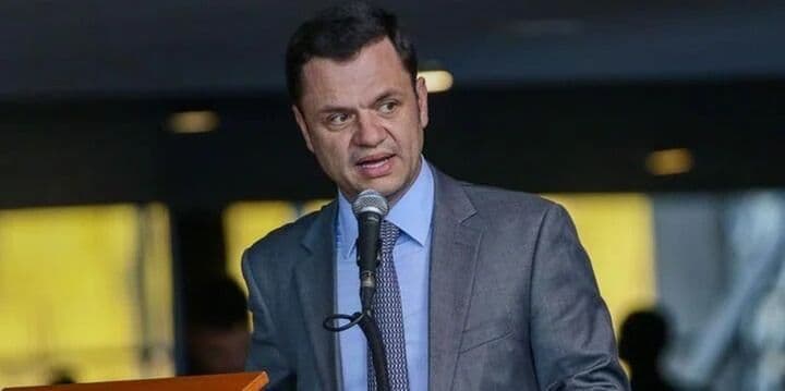 Senador Lasier Martins quer adiamento do segundo turno das eleições