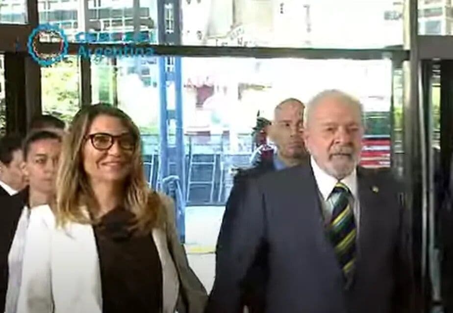 Lula e Janja viajam para Bahia para passar o carnaval em área reservada da Marinha