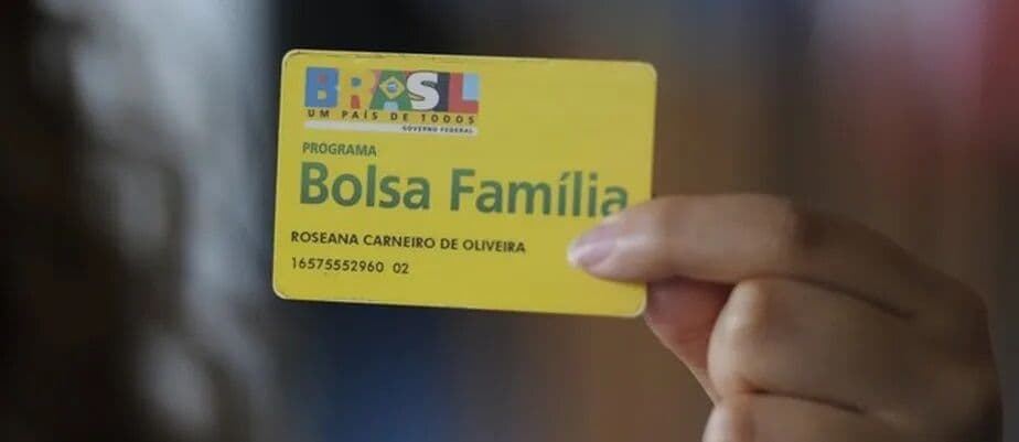 Governo diz ter excluído 400 mil beneficiários do Bolsa Família registrados como família de uma pessoa só