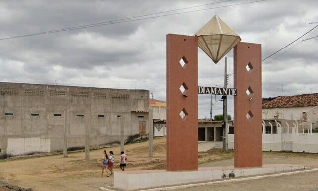 Prefeitura de Diamante deve gastar mais de R$ 800 mil para construir portal na cidade