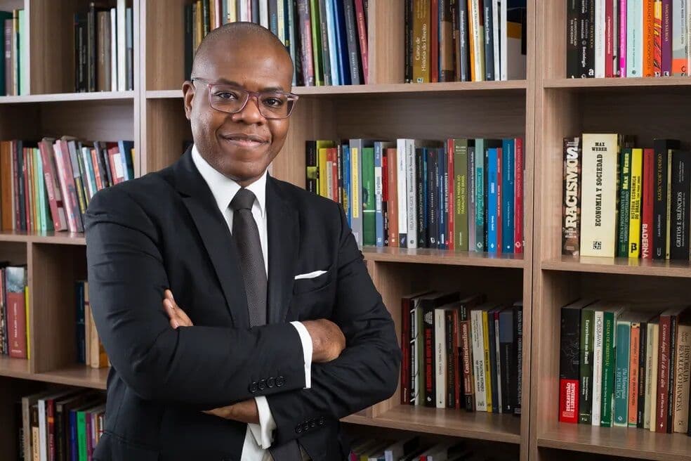 Silvio Almeida é anunciado por Lula como ministro dos Direitos Humanos