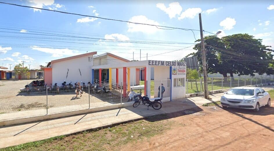 Adolescente é esfaqueado dentro de escola em Sousa e agressor é detido