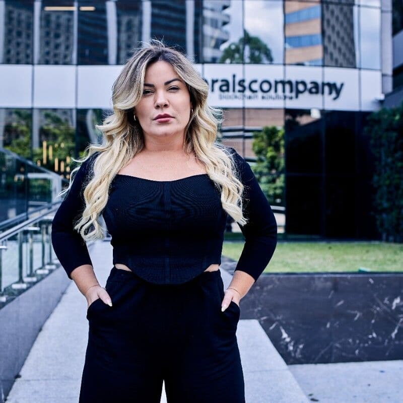 URGENTE: Fabrícia Farias, dona da Braiscompany, é solta por decisão da Justiça da Argentina, diz defesa