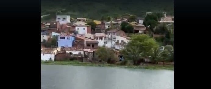 Homem é encontrado morto dentro de lagoa no centro de Alagoa Grande