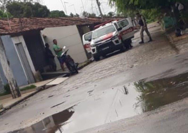 Corpo é encontrado dentro de residência em Rio Tinto