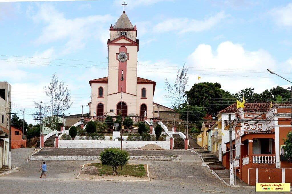 Prefeitura de Borborema vai gastar mais de R$ 1,4 milhão com aluguel de estrutura para festas; cidade tem menos de 5 mil habitantes