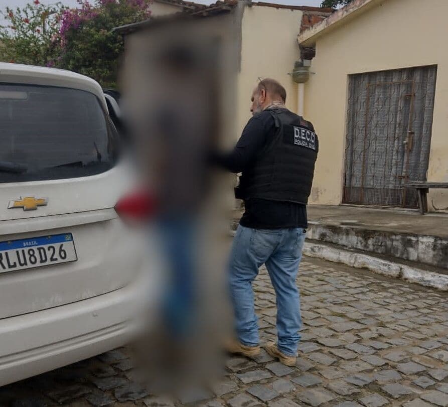 Polícias Civil e Federal cumprem mandado contra adolescente suspeito de abuso sexual infantil