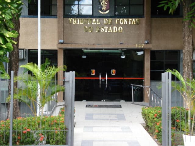 TCE condena ex-prefeito de Cruz do Espírito Santo a devolver quase R$ 800 mil reais aos cofres públicos