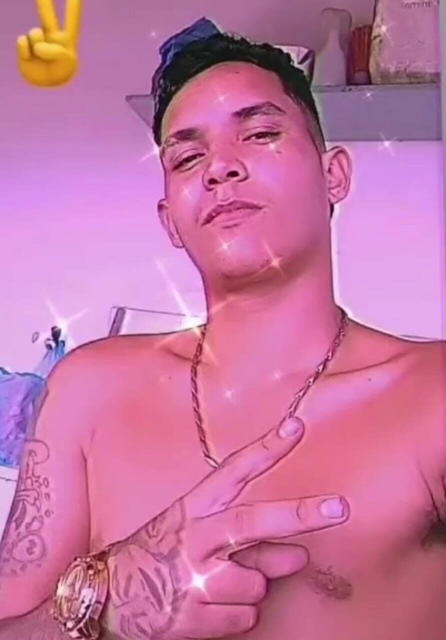 Jovem de 21 anos é assassinado a pedradas em Bayeux