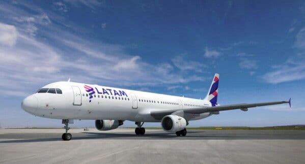 “Foi aterrorizante, achamos que íamos morrer”, diz brasileiro que estava em voo da Latam