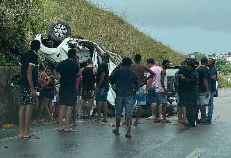Morre mulher vítima de capotamento no viaduto de Várzea Nova, em Santa Rita