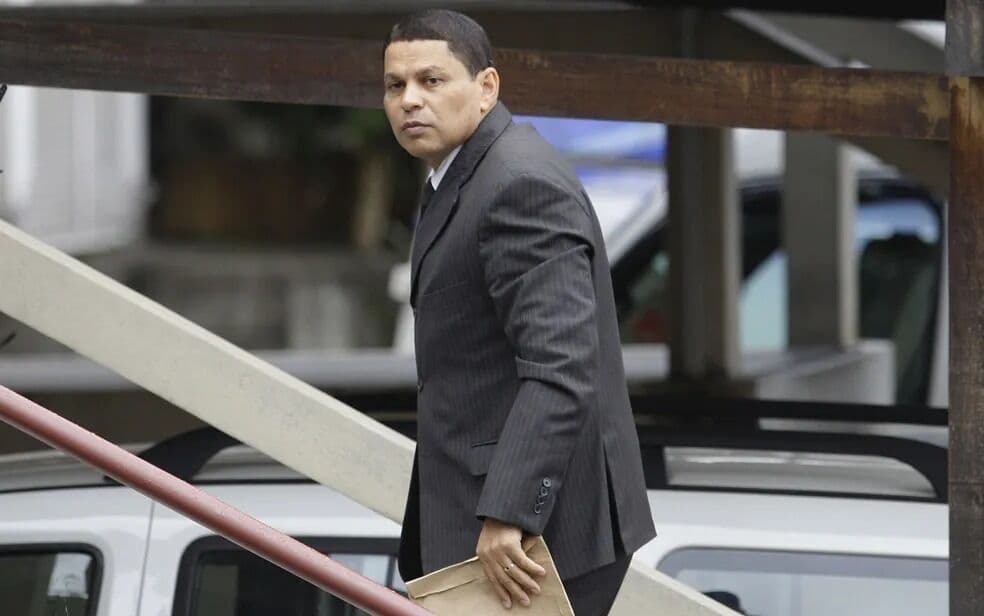 Mizael Bispo é solto após Justiça conceder progressão para o regime aberto