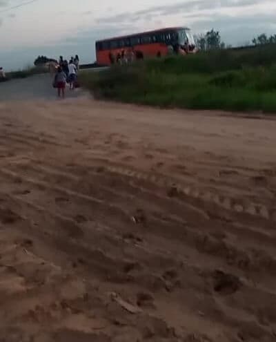 VÍDEO: passageira relata momentos de desespero após suposto princípio de incêndio em ônibus na Paraíba