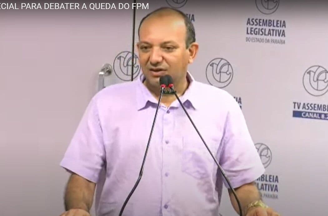 Prefeito de São José de Caiana revela saldo negativo de R$ 800 mil e prevê dificuldade em pagar funcionários