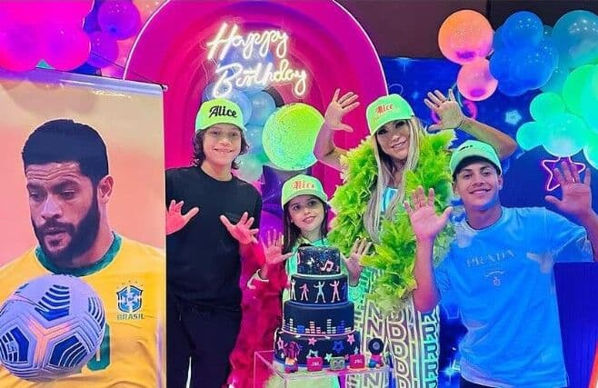 Atacante paraibano Hulk é proibido de entrar na festa da filha de dez anos; ordem partiu da ex-esposa