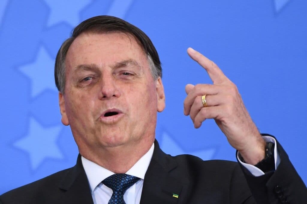 'Nós fizemos a nossa parte', diz Bolsonaro em meio à crise de falta de oxigênio em Manaus