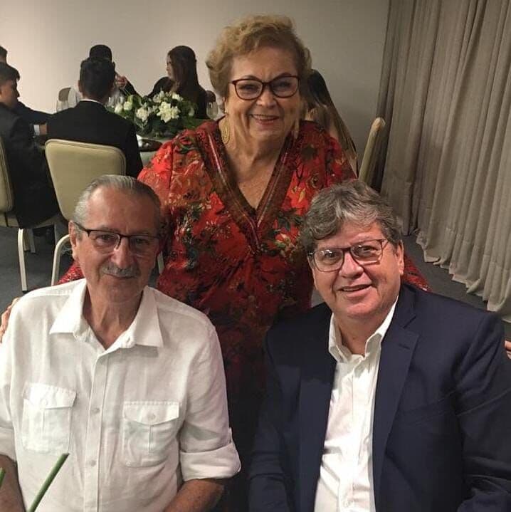 Enterro de Bráulio Lins, ex-diretor do IFPB e irmão de João Azevêdo, acontece em Brasília