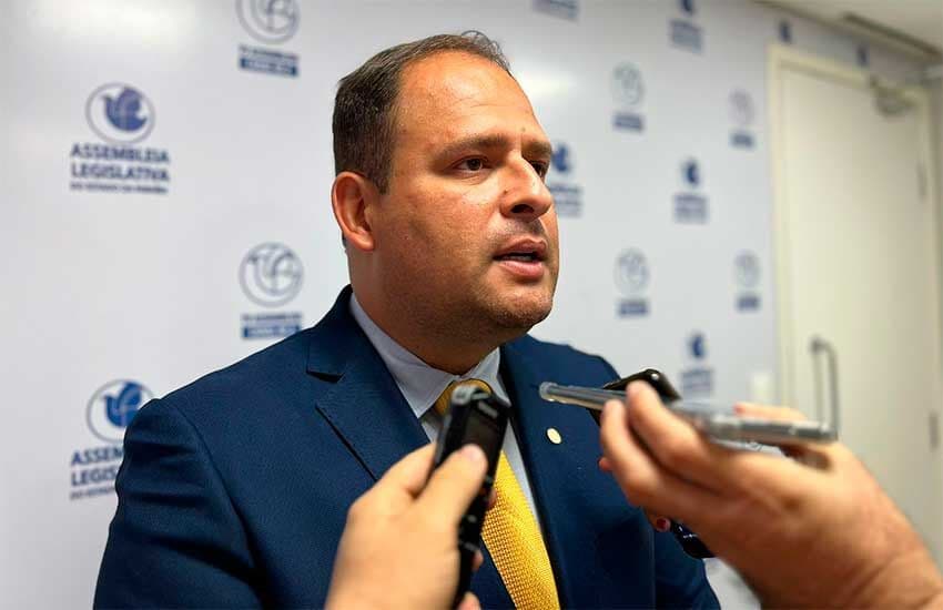 Deputado Eduardo Brito é condenado por superfaturamento na contratação de shows em Mamanguape