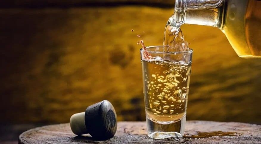 Feira de Cachaças começa hoje em João Pessoa com shows, palestras e oficinas; confira programação