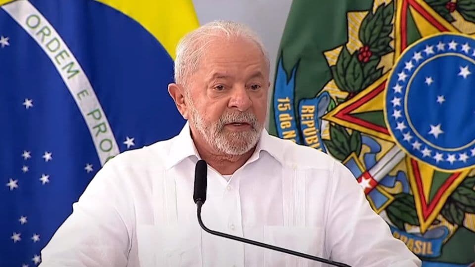 Governo 'não pode ficar chorando o dinheiro que falta', diz Lula