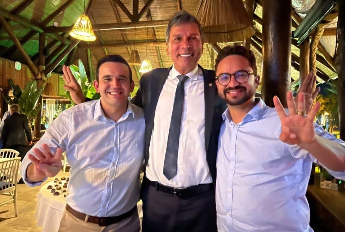 Prefeito de São Bento começa pré-campanha e declara apoio a cotados do PSB para João Pessoa, Campina Grande e Cabedelo: "futuro chegou"