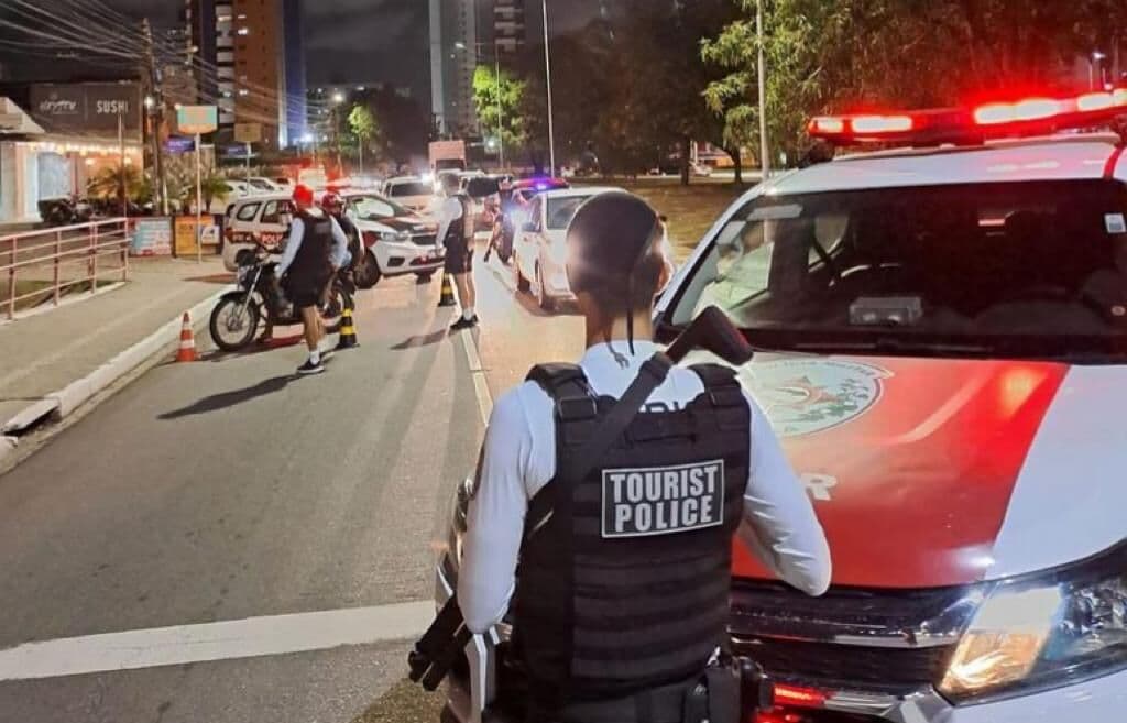 Homem é morto a tiros na orla de Tambaú, em João Pessoa