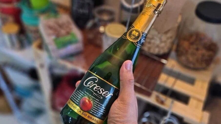Anvisa manda suspender venda de lotes da bebida Sidra Cereser sabor maçã