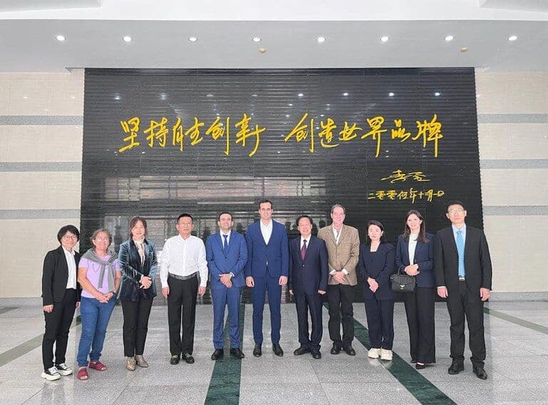 Delegação paraibana visita parque industrial de empresa farmacêutica chinesa que irá se instalar na Paraíba
