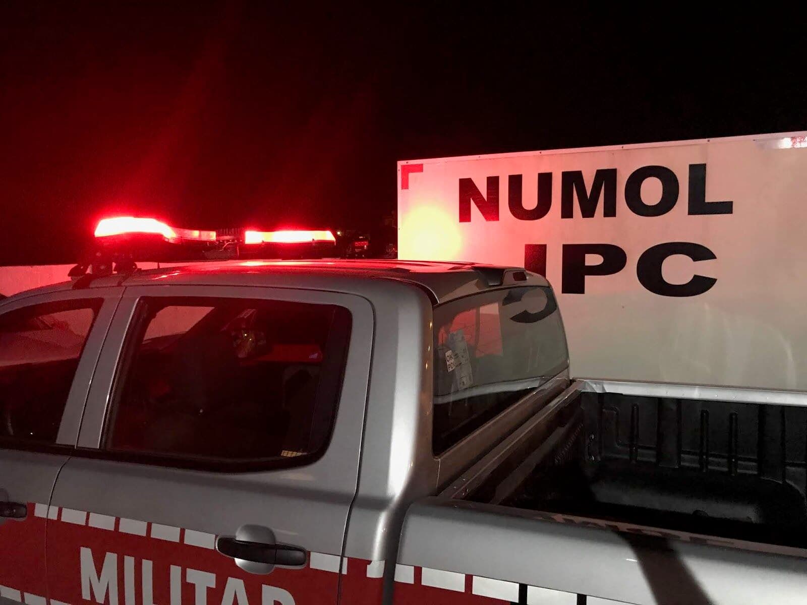 Homem morre em tiroteio com policiais após assaltar família no bairro Mangabeira  IV, em João Pessoa