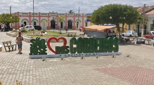 João Azevêdo sanciona lei que declara São José dos Cordeiros como “Capital do Mel”
