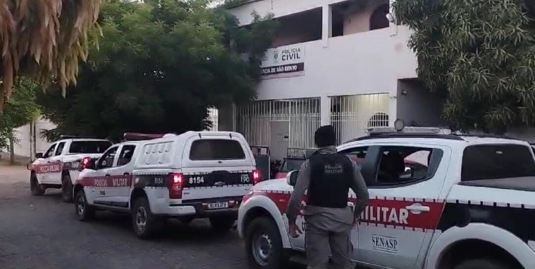 VÍDEO: operação da Polícia Militar, Civil e Bombeiros prende mais de 10 pessoas na região de São Bento