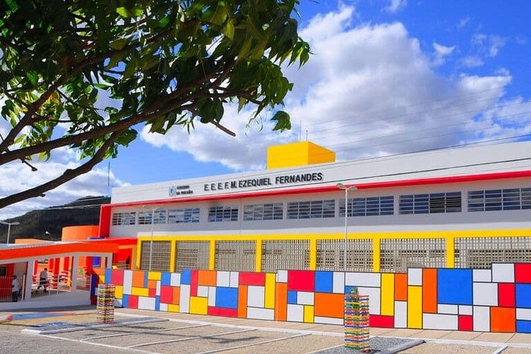 Mestres da educação: Governo da Paraíba abre inscrições para prêmio que vai 'dobrar' salário de professores