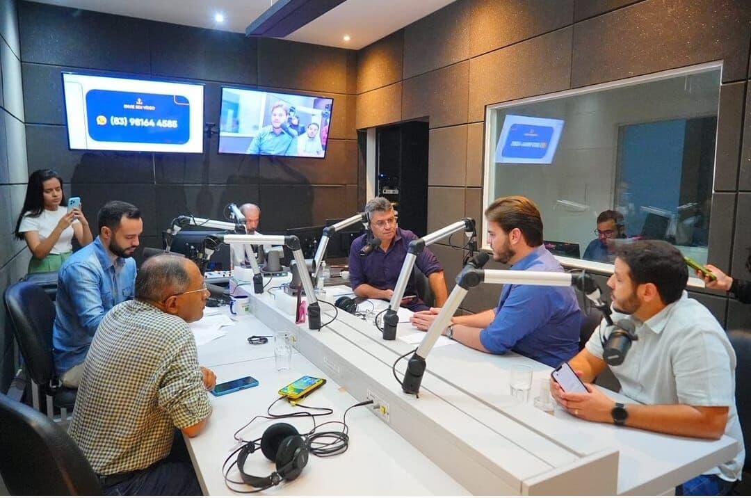 Juiz determina suspensão de Whatsapp de homem que teria espalhado mensagens caluniosas contra Bruno Cunha Lima em Campina Grande