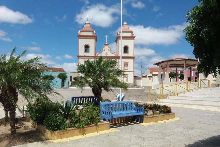 Pedra Lavrada abre licitação para comprar mais de23 mil pacotes de biscoito e 11 mil litros de refrigerantes